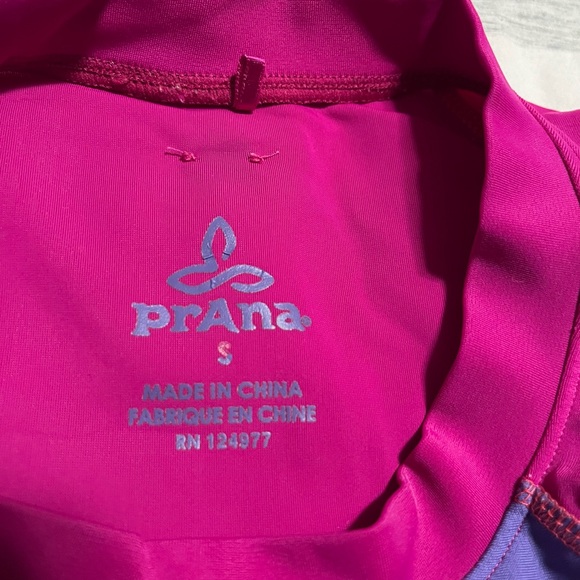 Prana Rash Guard - Picture 3 of 6